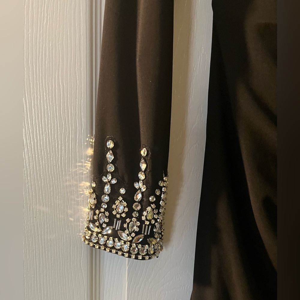 Mac Duggal NWT Black 1-Shoulder LS Rhinestone Sleeved on cuffs size 8 26… - Picture 10 of 13